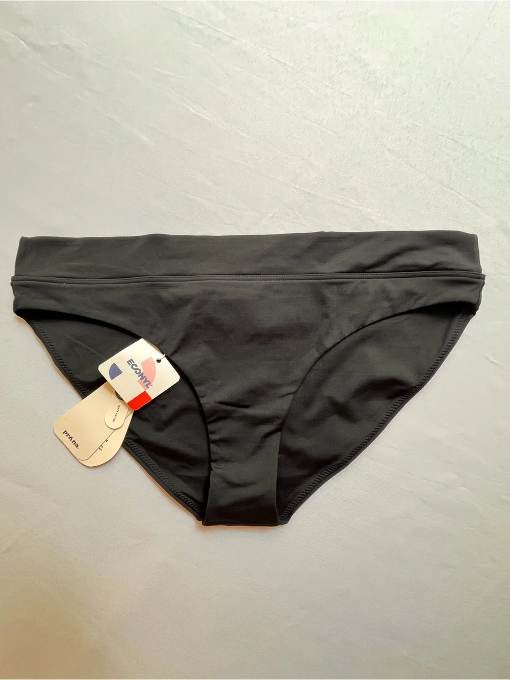 NWT PRANA Swim Bottom Medium Quick Dry Athletic Quality Brand Summer Pool Vacay